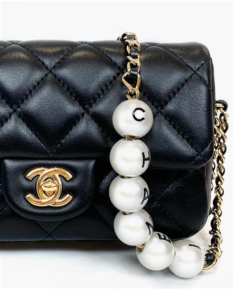 chanel purse with pearls